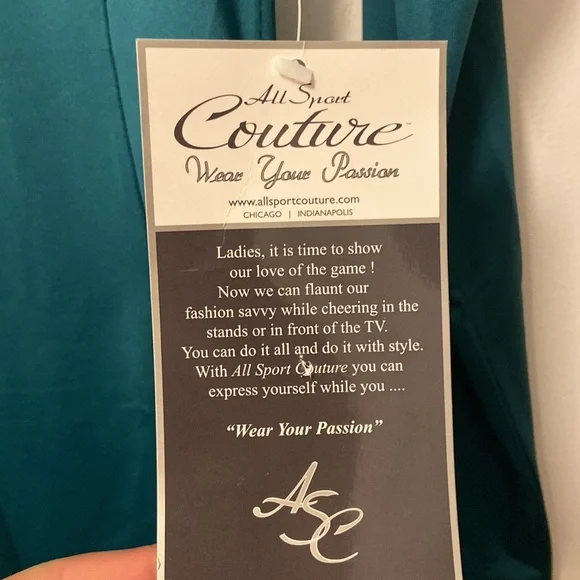 NWT New NFL Miami Dolphins Women's Aqua Green Long Sleeve Top Size Medium - Picture 3 of 6